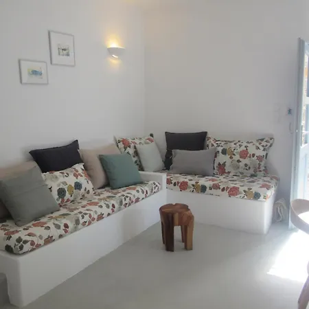 Elegant Houses, 6 Villa Amorgos