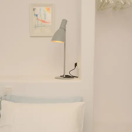 Elegant Houses, 6 * אמורגוס